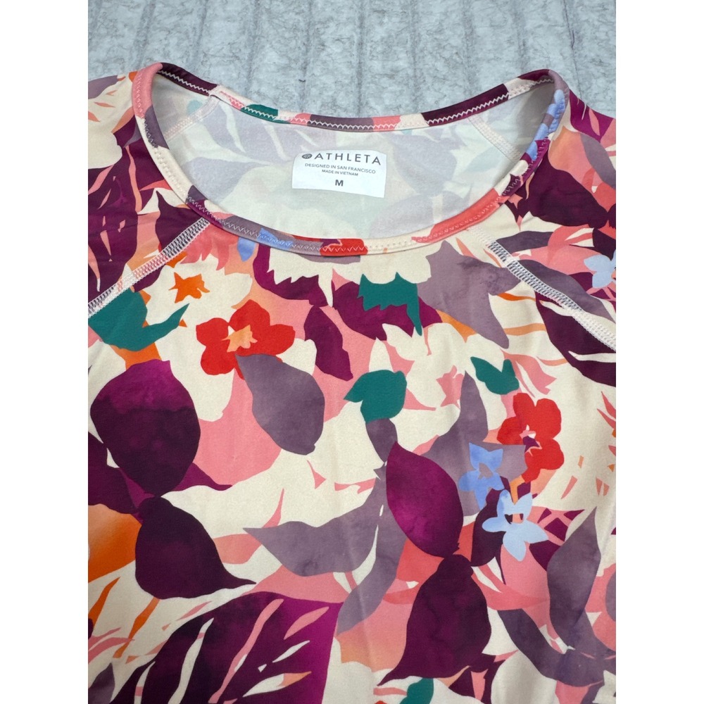 Athleta Pacifica Long Sleeve Rash Guard Floral Tropical‎ Swim Top Multicolor M